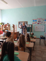 В старшей - подготовительной группе прошло открытое занятие "Незнайка идет в школу" В старшей - подготовительной группе прошло открытое занятие "Незнайка идет в школу".