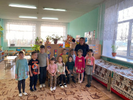Сегодня состоялась встреча наших воспитанников с инспектором по БДЖ Сегодня состоялась встреча наших воспитанников с инспектором по БДЖ.