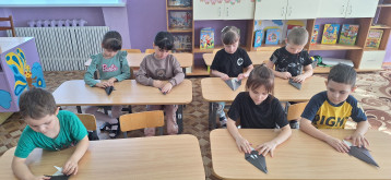 Сегодня у ребят старшего дошкольного возраста прошло логопедическое занятие «Грачи прилетели» Сегодня у ребят старшего дошкольного возраста прошло логопедическое занятие «Грачи прилетели».