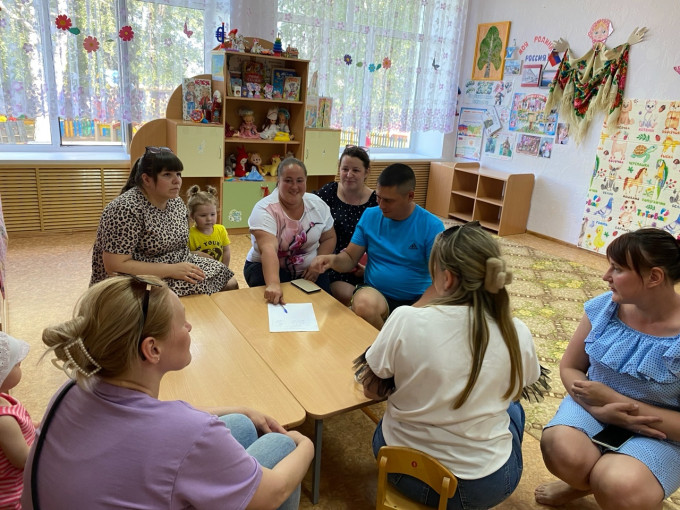 В группе "Кроха" прошло родительское собрание "Играя, развиваем речь!" В группе "Кроха" прошло родительское собрание "Играя, развиваем речь!".